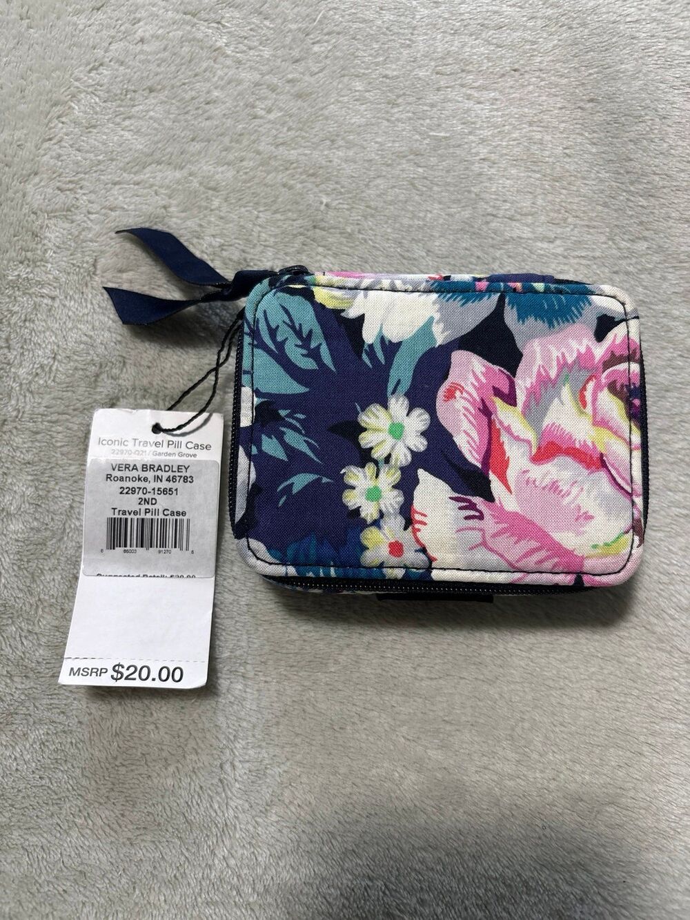 Vera Bradley iconic travel pill case garden grove vacation floral tropical